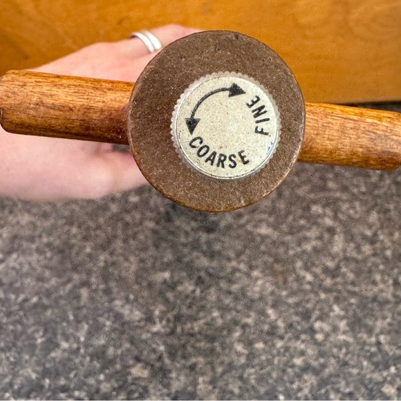 XL 16” wine bottle shaped two-tone wooden pepper grinder - Picture 6 of 7